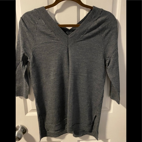 Dark grey v-neck tunic sweater - Picture 1 of 4